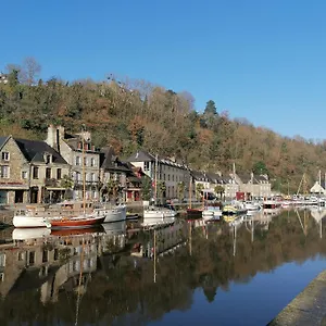  Bed & Breakfast La Tocade Del Arte - Dinan